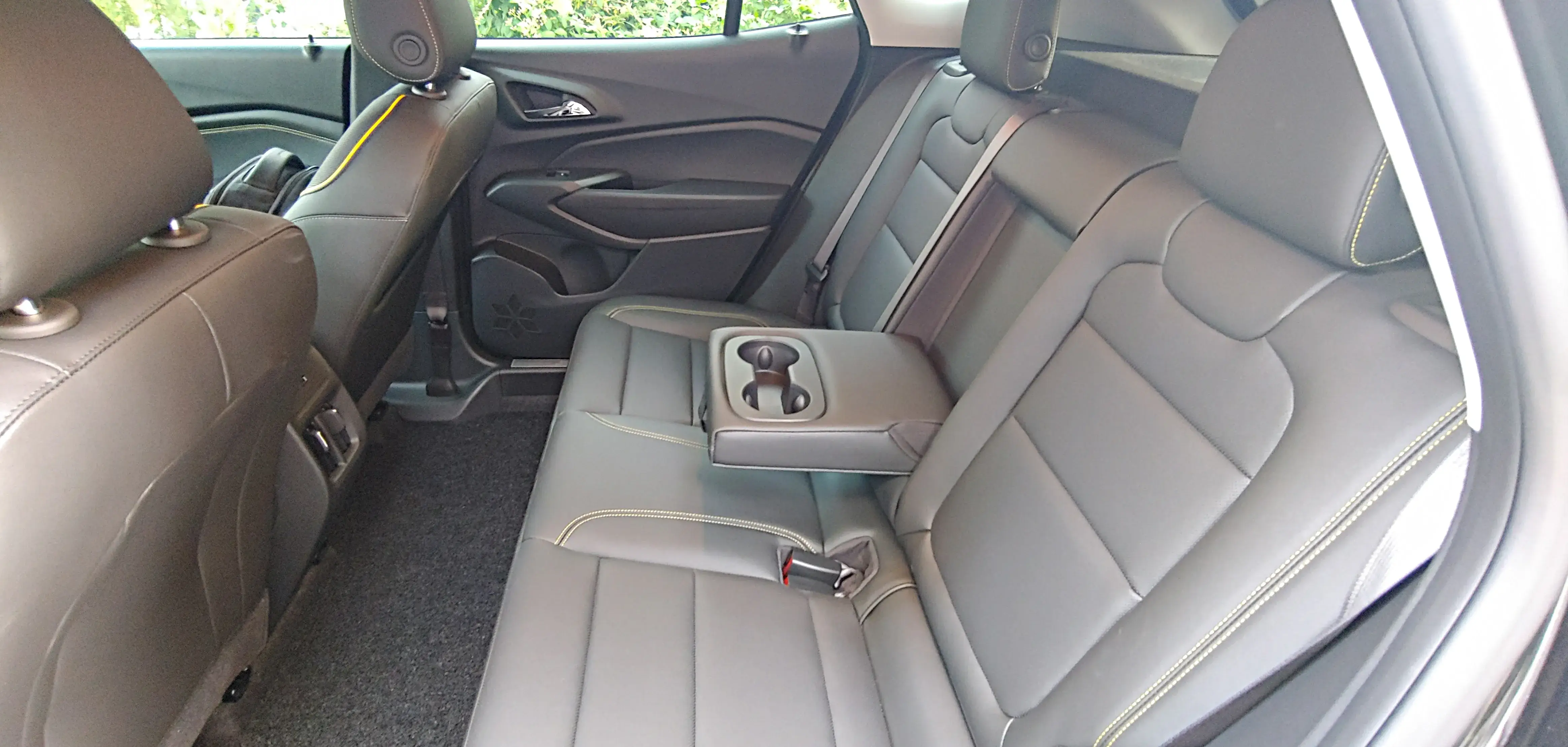 쉐보레 트랙스 크로스오버 내부 및 인테리어