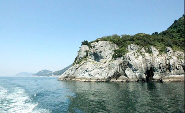 금오도-비렁길의-측면