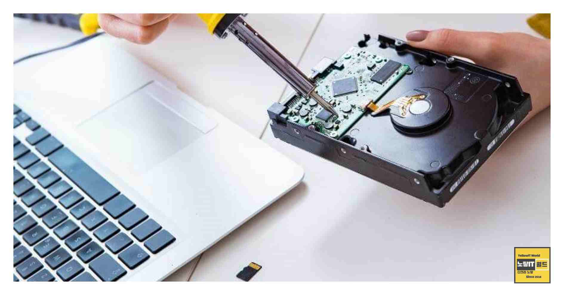 포렌식 복구와 일반 데이터 복구 차이를 비교한 표