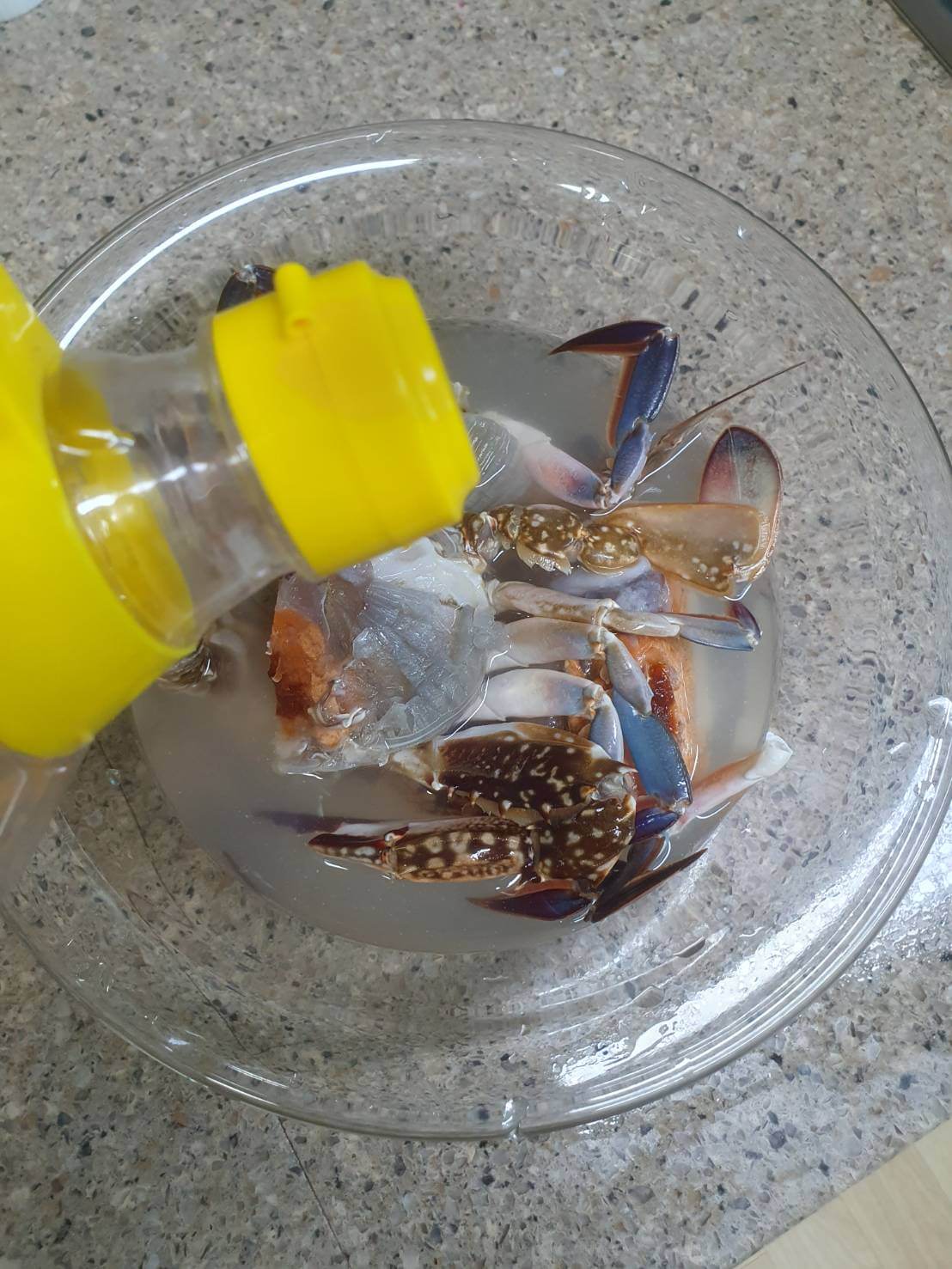 양념 꽃게 무침