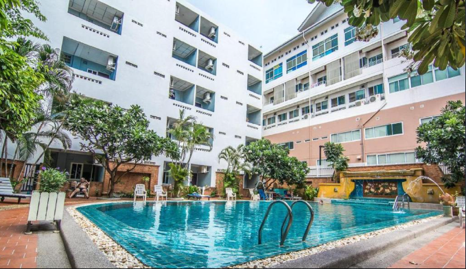 sutus-court-hotel