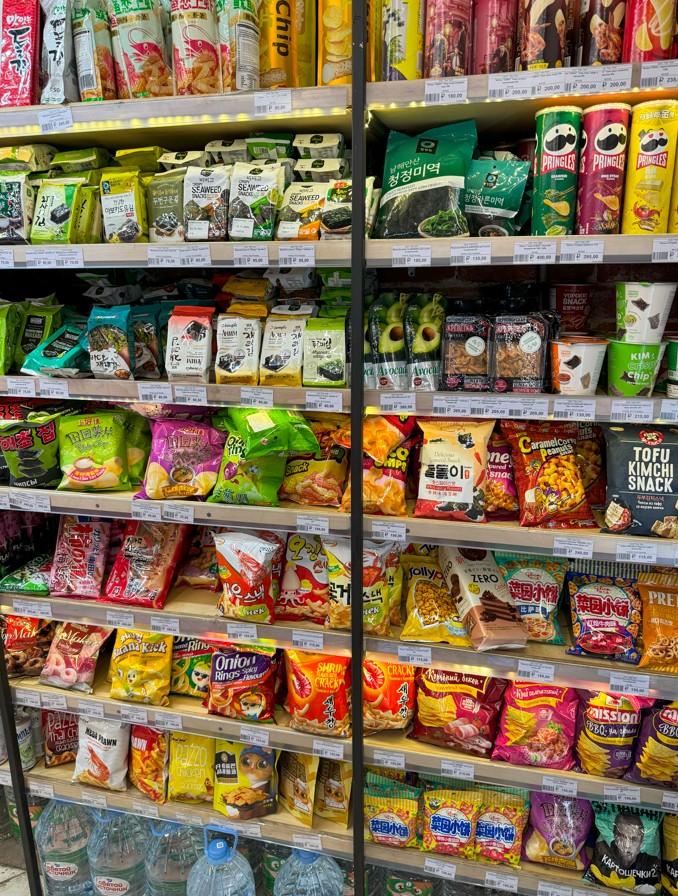 울란우데 마트에서 파는 한국 과자