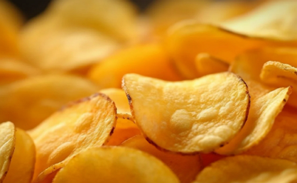 레이즈, 프리미엄 감자로 만든 제품과 참여형 마케팅