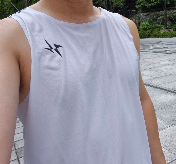 러닝라이프 베이직 싱글렛 화이트 8.16km 후기
