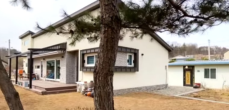 저렴한 전원주택 급매물, 매매 - 전남 광양, 강원도 홍천군 두촌면, 충주시 노은면 대덕리, 경기 양평군 양평읍 도곡리, 서귀포시 대정읍 무릉리