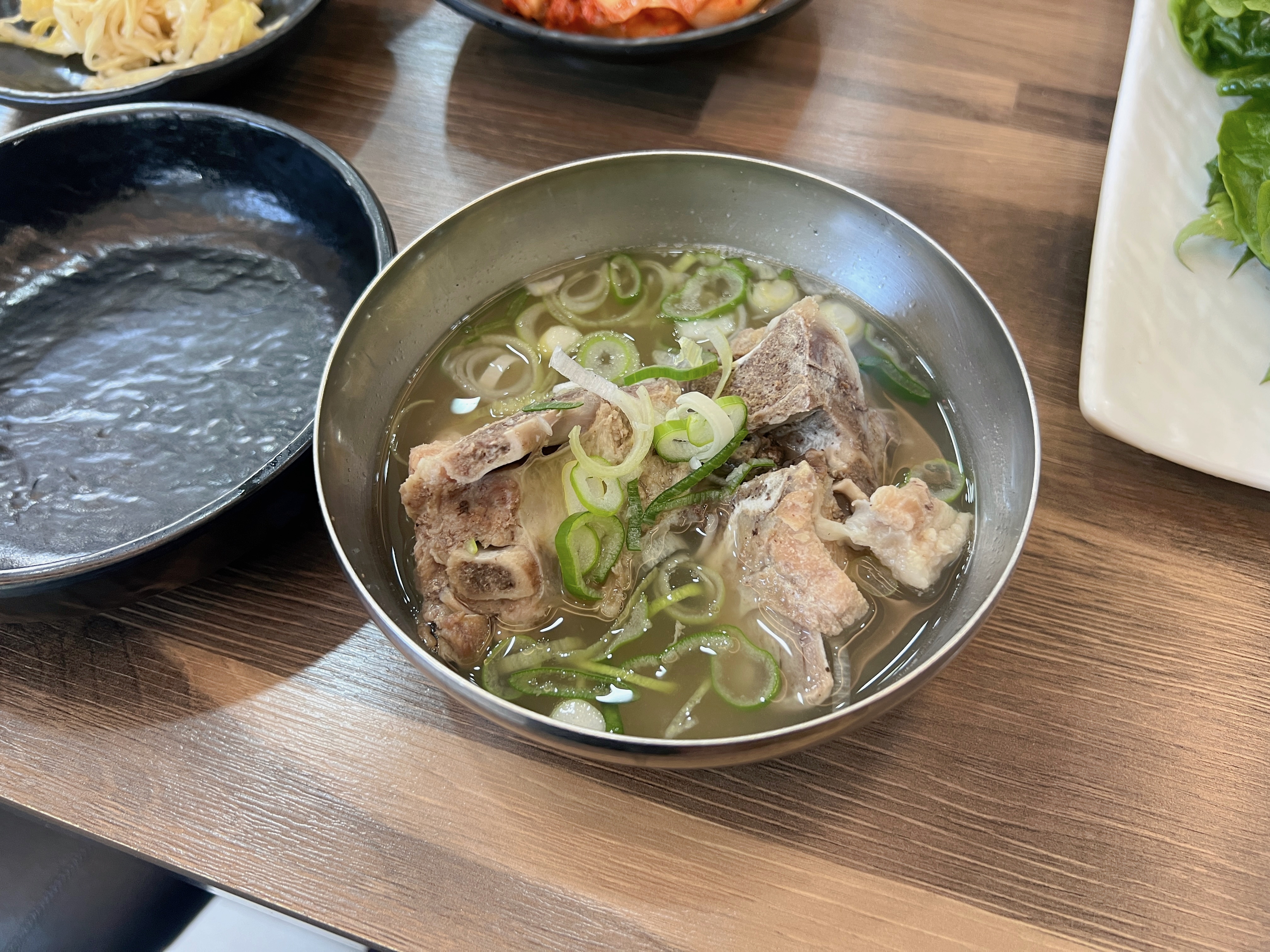 광주 송정리 맛집 '형제송정떡갈비' 뼈국
