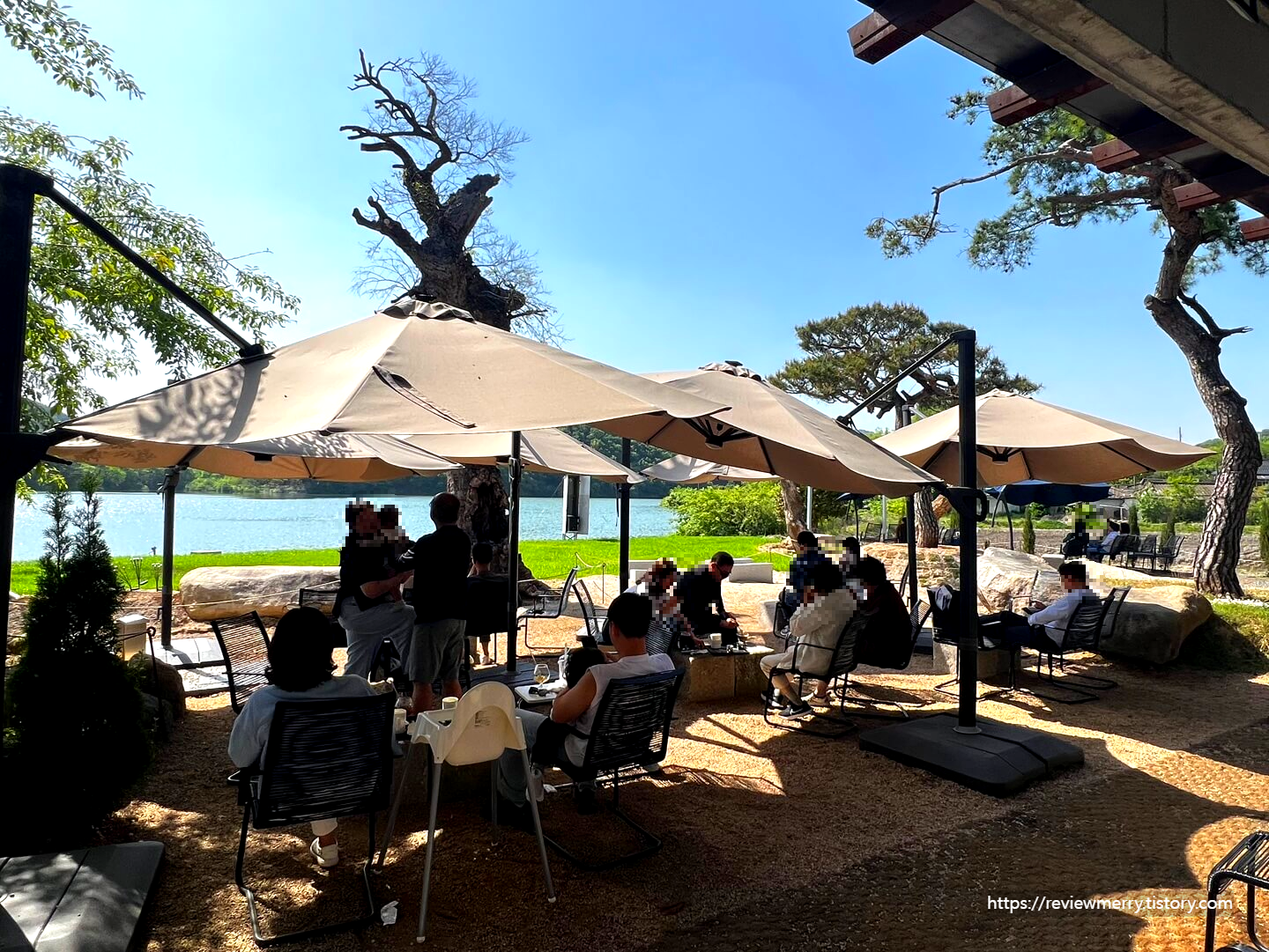 1층 야외 테이블