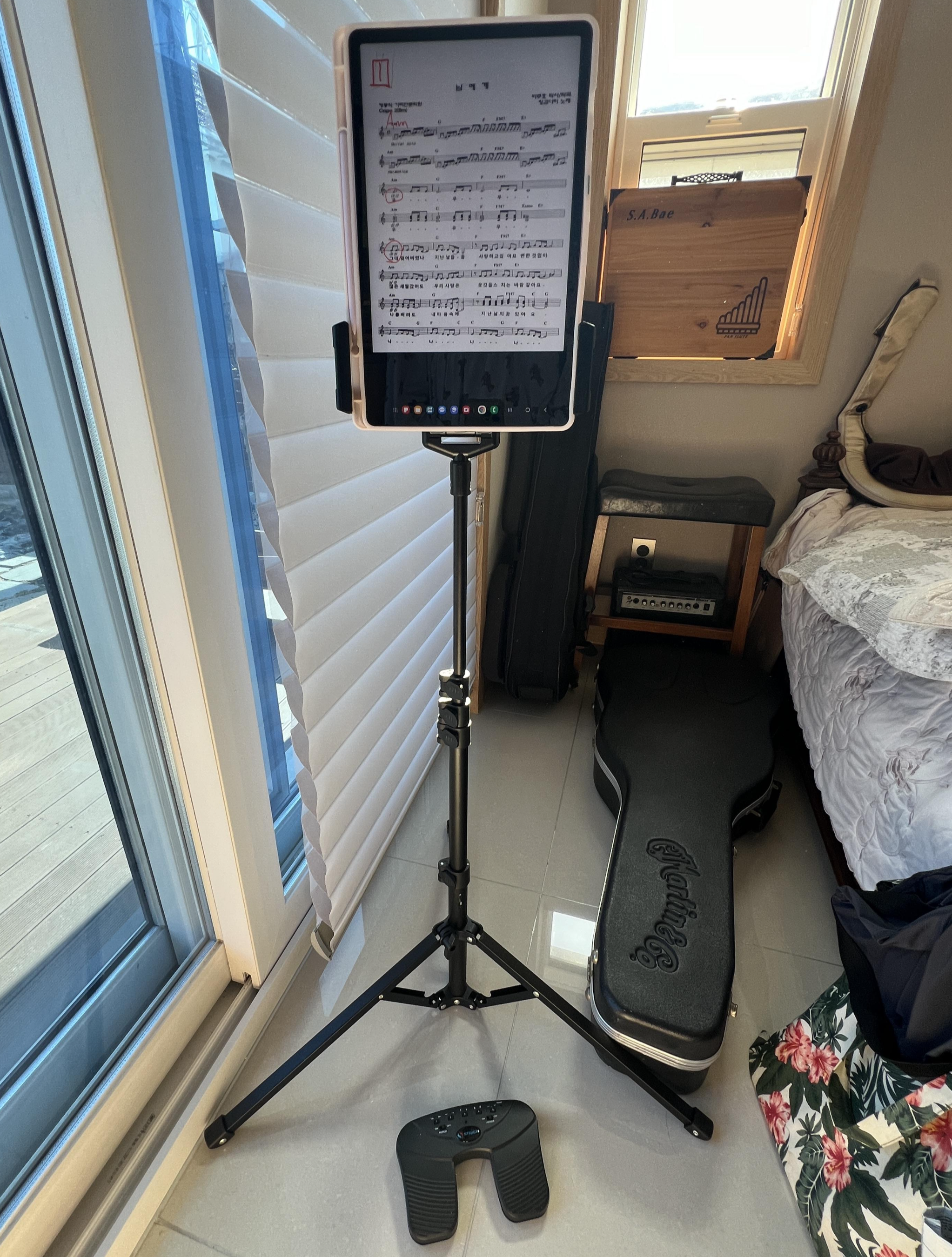 악보용 태블릿, 페이지터너, 악보 태블릿 거치대 설치 후 사진