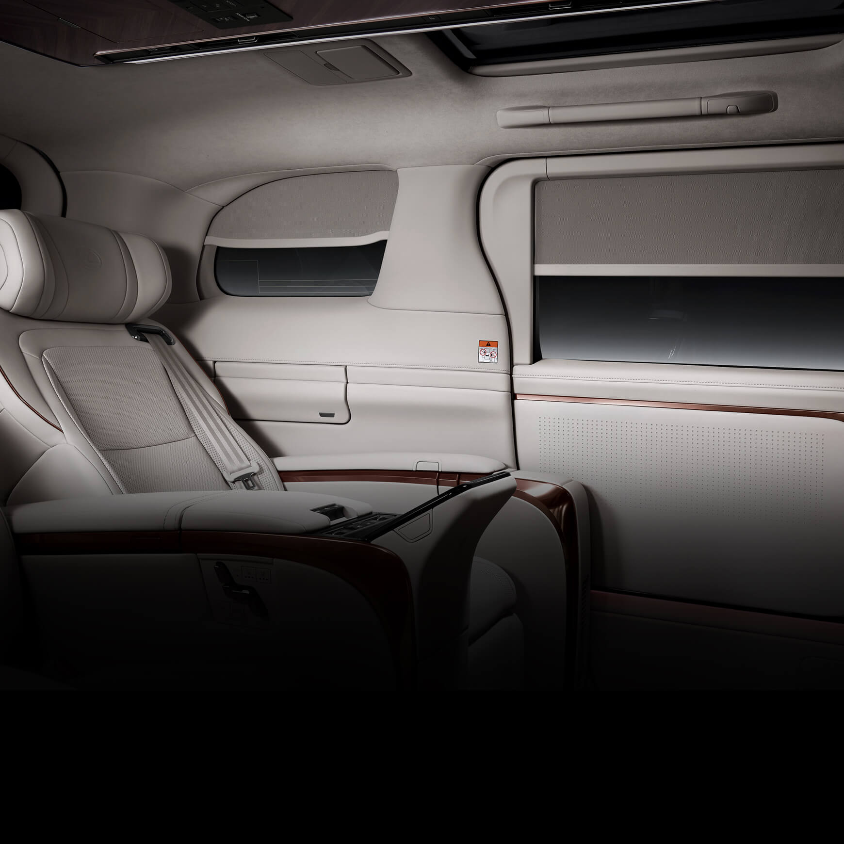 2025 렉서스 LM500h 하이브리드 미니밴의 특징과 모의 견적