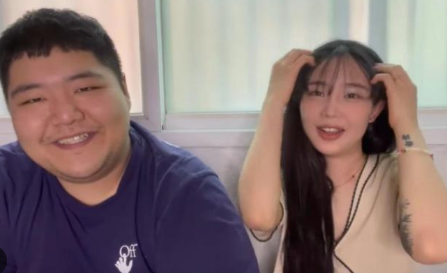 트위치 공혁준 갑상선암 1기 투병 아내 산범 임신 출산 결혼 초기 증상 프로필