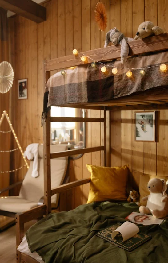 벽면 나무 인테리어