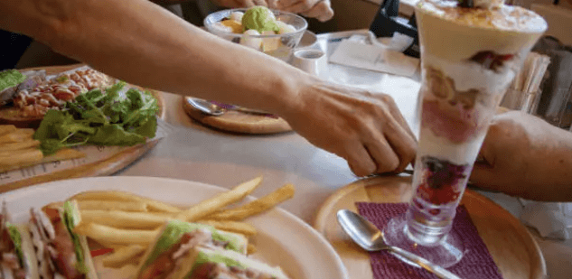 그릭요거트를 활용한 건강한 다이어트 레시피