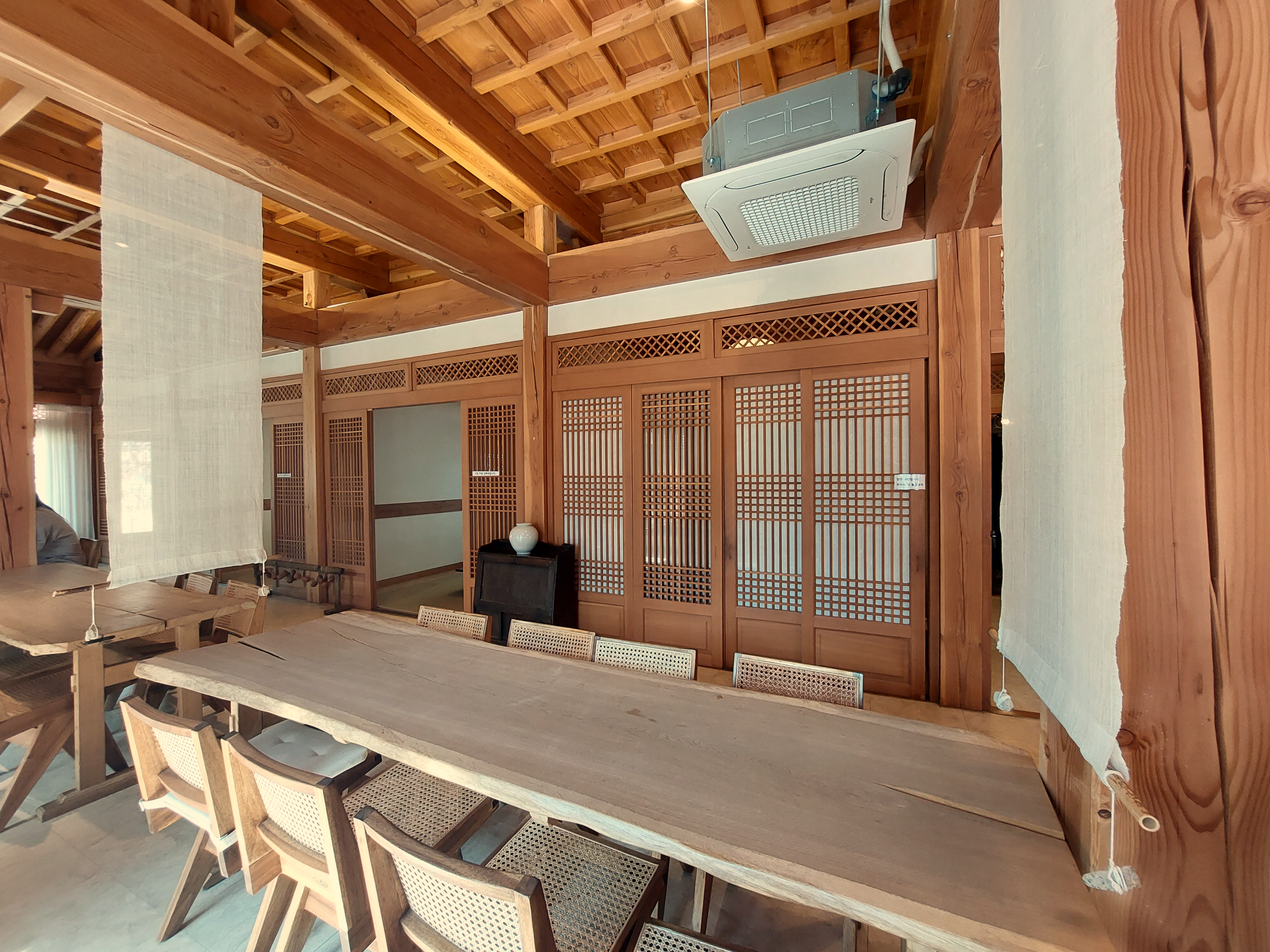 울산 맛집 농도 내부