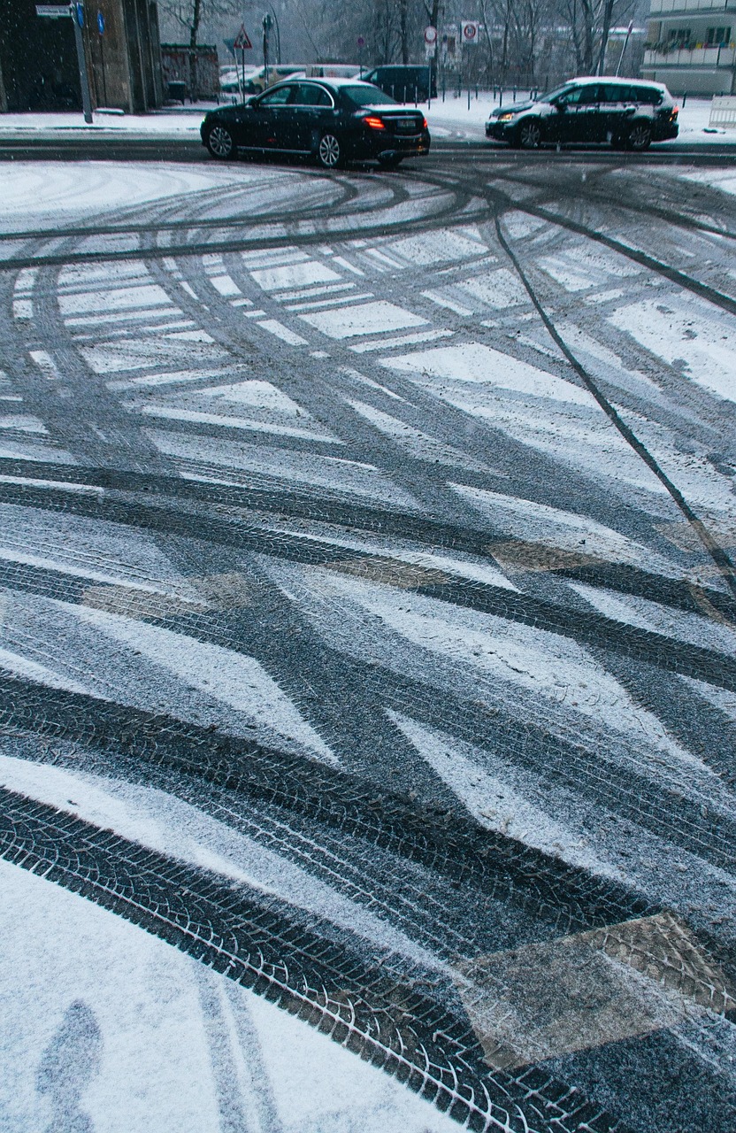 눈길&amp;#44; 빙판길 완벽 대처! 초보 운전법 총정리