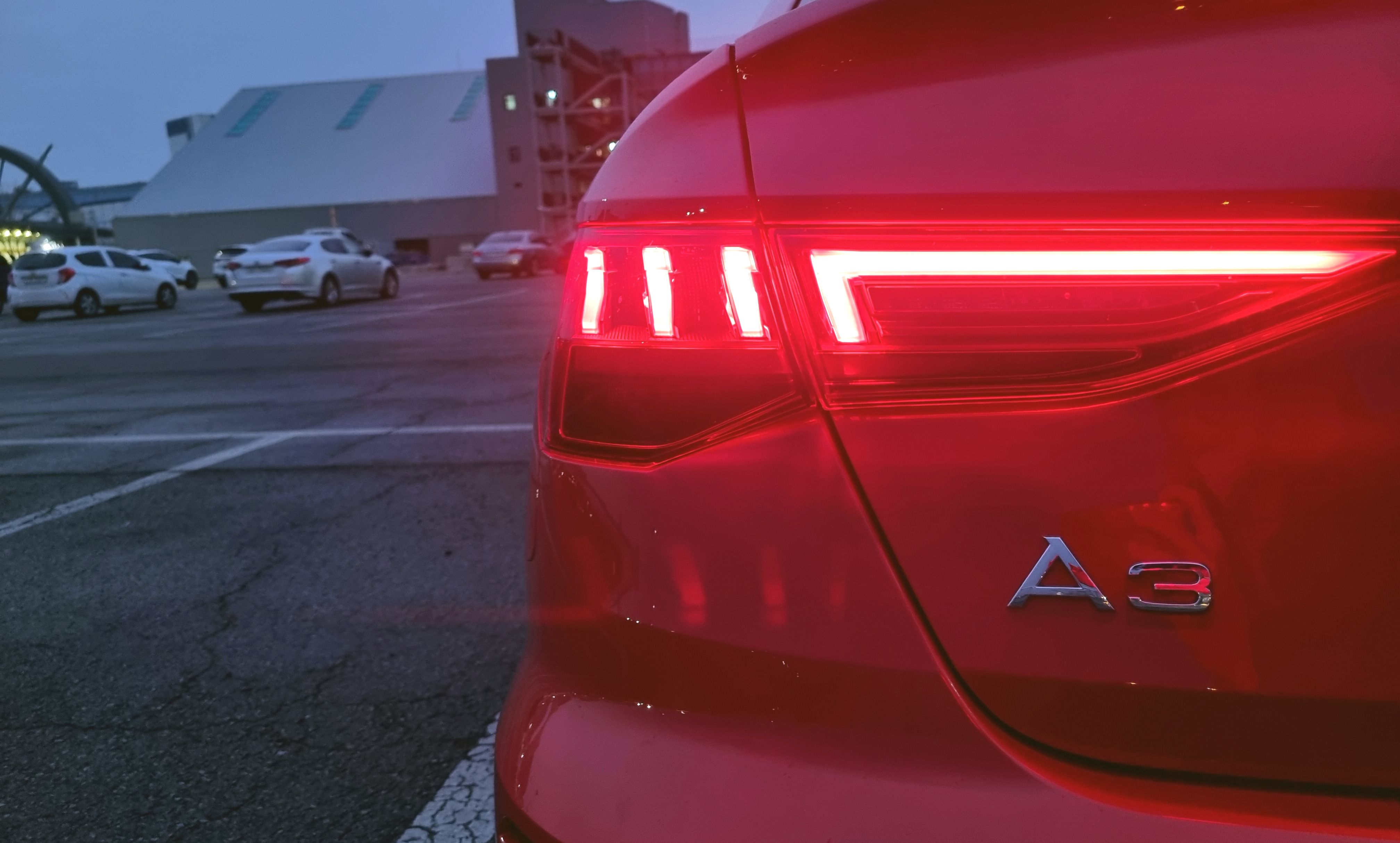 아우디 A3