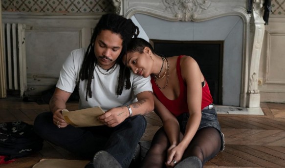 [영화 파더 마더 시스터 브라더 후기/리뷰] OTT 다시보기 보는곳 - 줄거리, 결말, 재밌나요? 재미 있다 vs 재미 없다