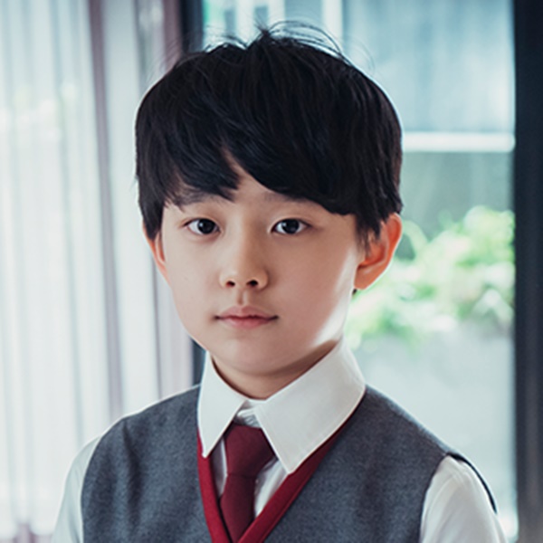 마인 인물관계도 이미지 입니다.