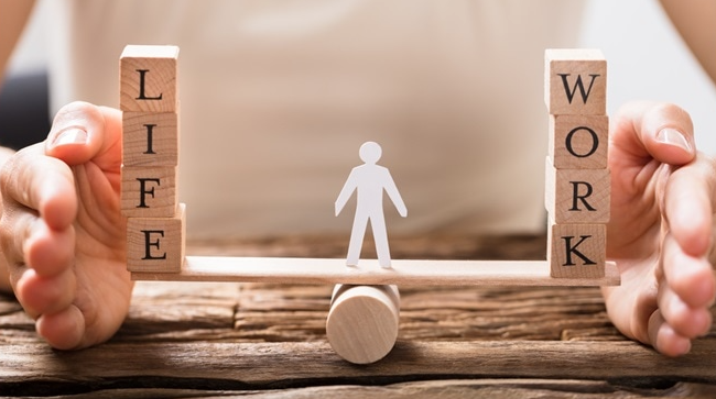 균형 잡힌 삶이란 거짓말이다.