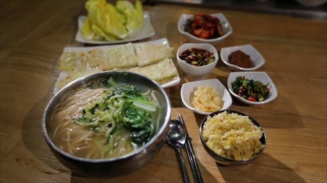 청량리역 콩가루 손칼국수 청량리역 콩가루 손칼국수