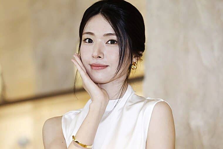 배우-하영
