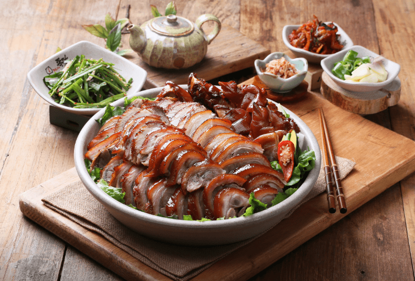 더 현대 가성비 맛집 " 족발의장인 족장 여의도본점 " 음식 사진