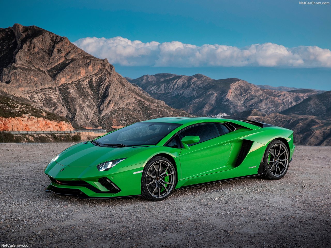 람보르기니 아벤타도르 S