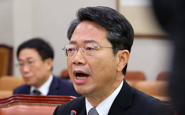 김승원 자진 사퇴 법무부장관 후보