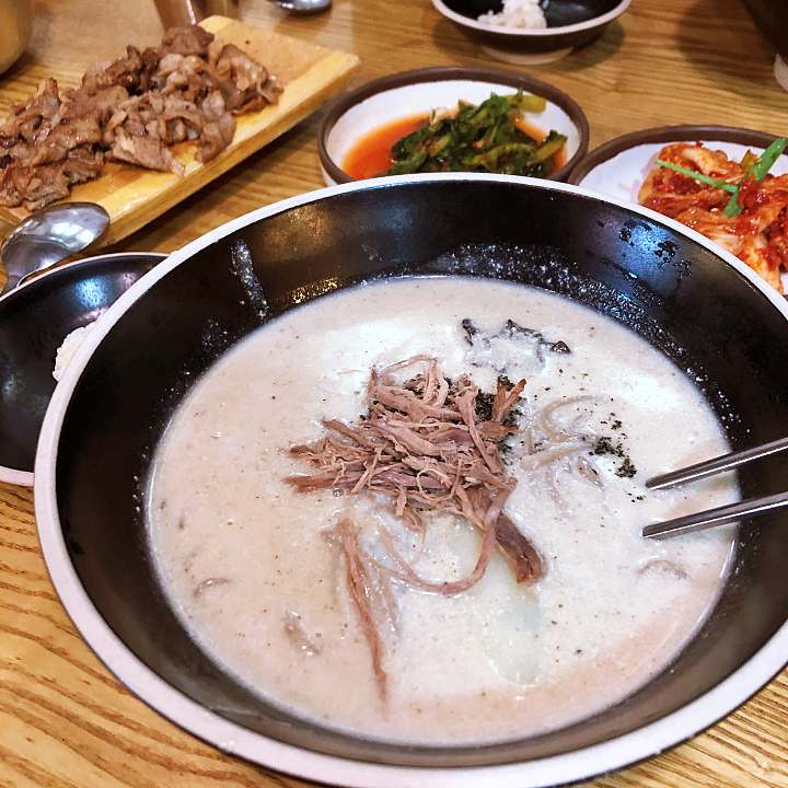 식객 허영만 백반기행 박은영 편 메밀칼국수 메밀밥 봄동 겉절이 메밀 새우 교자 만두 관악 신림 맛집 소개