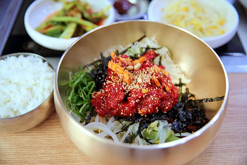 촬영 장소 우리 캠핑 왔어요 공주 한옥마을, 한우 육회알밤비빔밥 선지해장국 현지인 맛집 식당, 농원 농장 체험 오토 캠핑 가볼만한 곳 추천