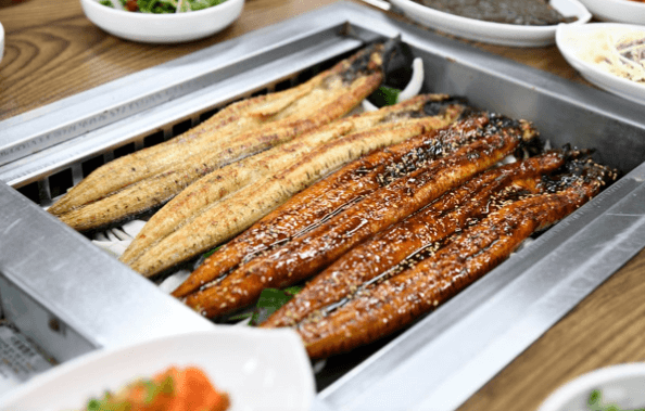 [6시 내고향] 고창 풍천장어 맛집 고바우풍천장어&amp;#44; 자연산 뱀장어 판매 농가식당