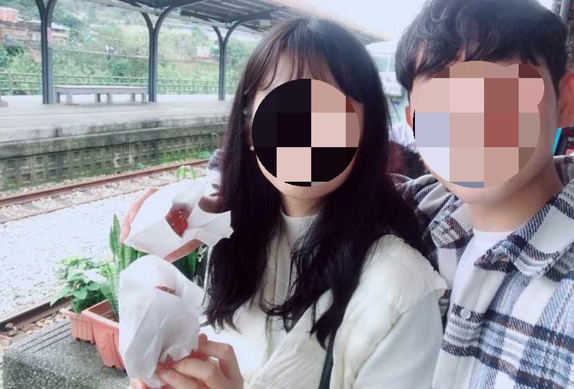스펀 닭날개볶음밥