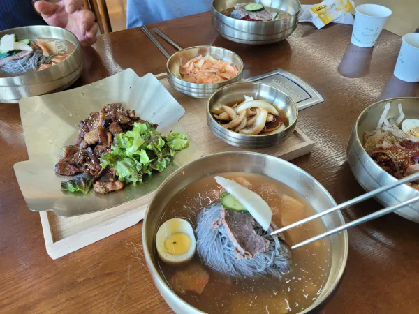 생생정보 고수의 부엌 육회 물회