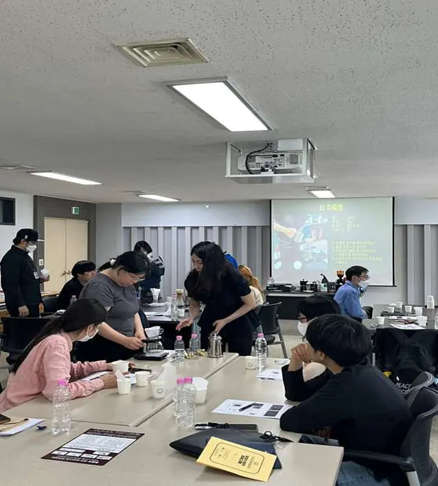 메를로 와인 바리스타 아카데미