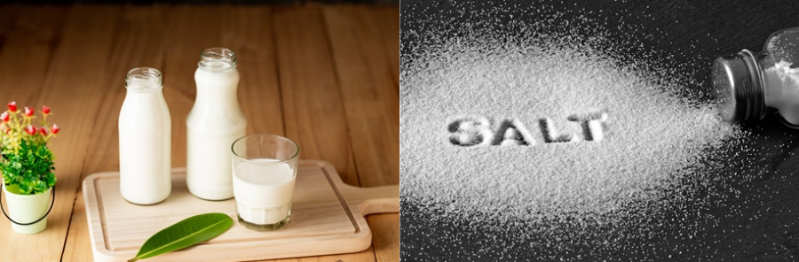 왼쪽은 네모난 나무도마 위에 우유병 2개와 유리컵 1개에 우유를 가득 담아두고 옆에 꽃화분과 나뭇잎 한개를 두고 찍은 사진이고, 오른쪽은 검은 바닥에 소금을 흩어놓고 SALT라는 글씨를 새겨 놓고 옆에는 소금통을 쓰러뜨려놓고 찍은 사진