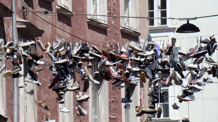 신발 재활용의 기술적 한계와 글로벌 대응 전략