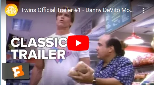 트윈스 예고편 화면