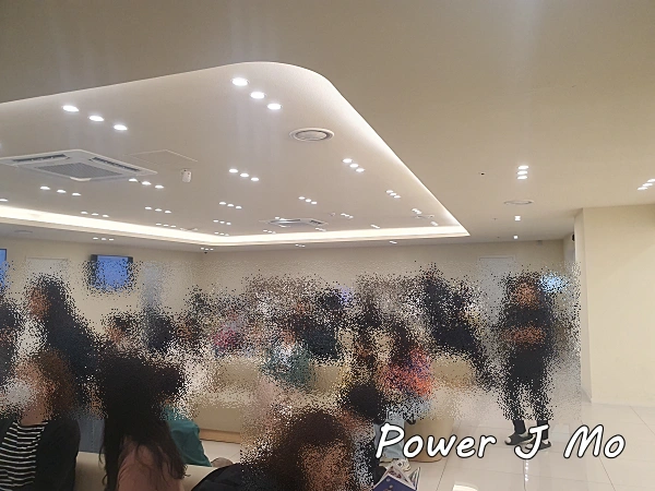 눈높이안과 진료대기실