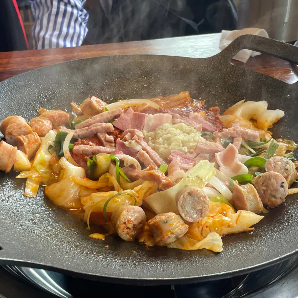 생생정보 대결 맛 대 맛 수제 햄부대찌개 vs 매운 돼지갈비찜