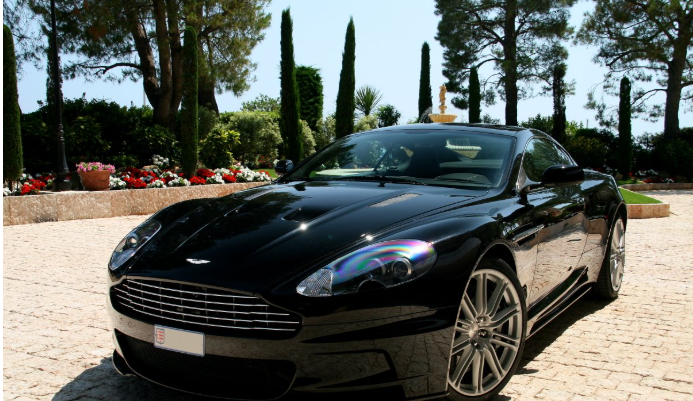 애스턴마틴 DBS 사진
