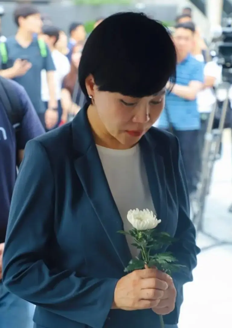 전현희
