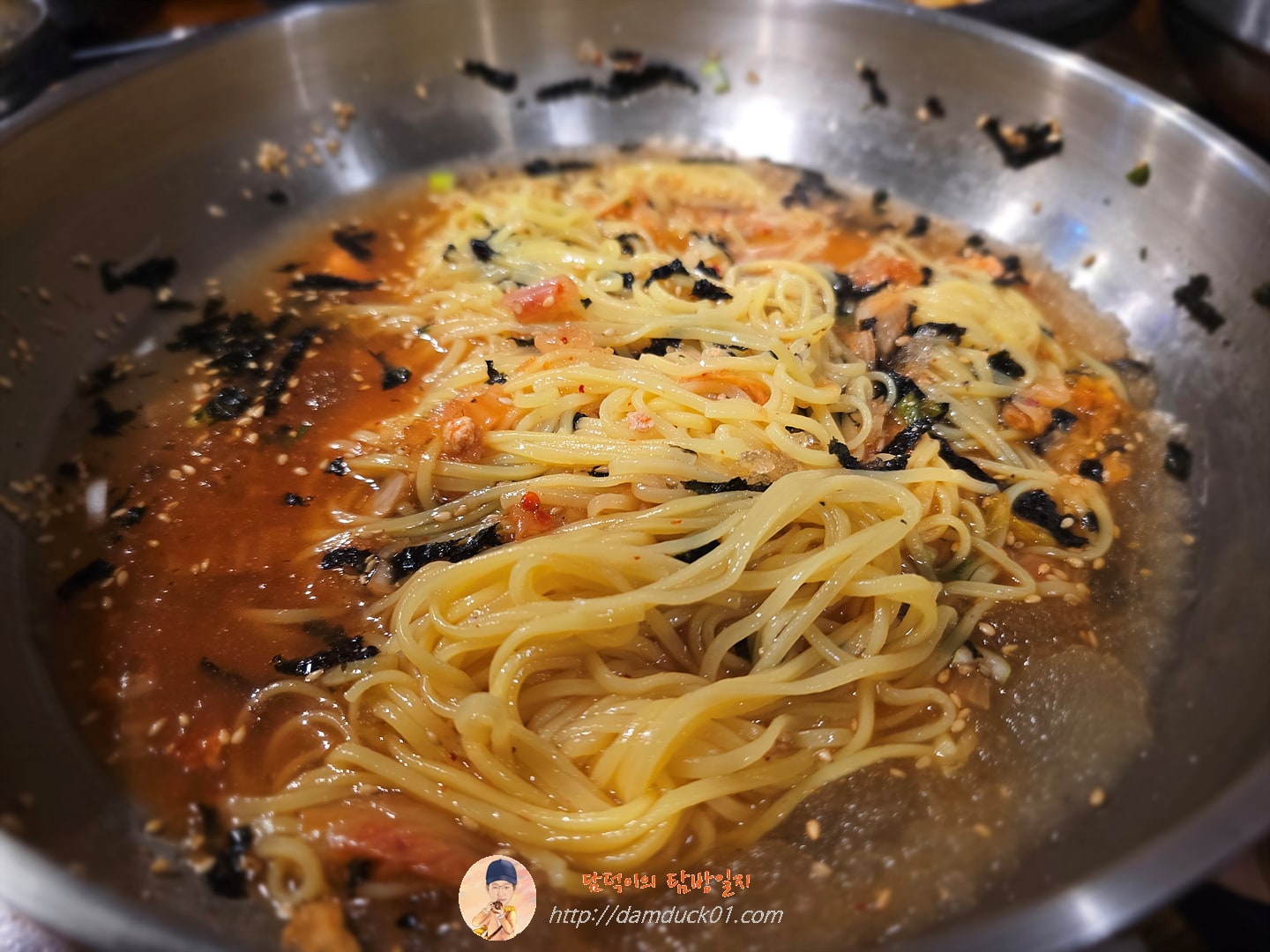 냉김치말이국수