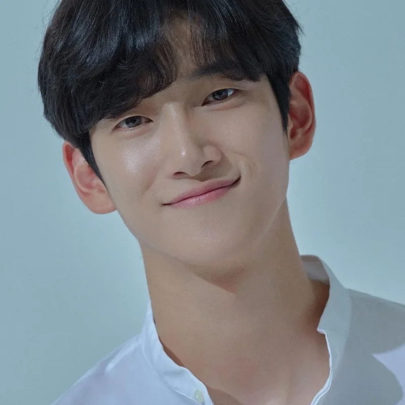 드라마 원경에서 민무질 역을 맡은 김우담