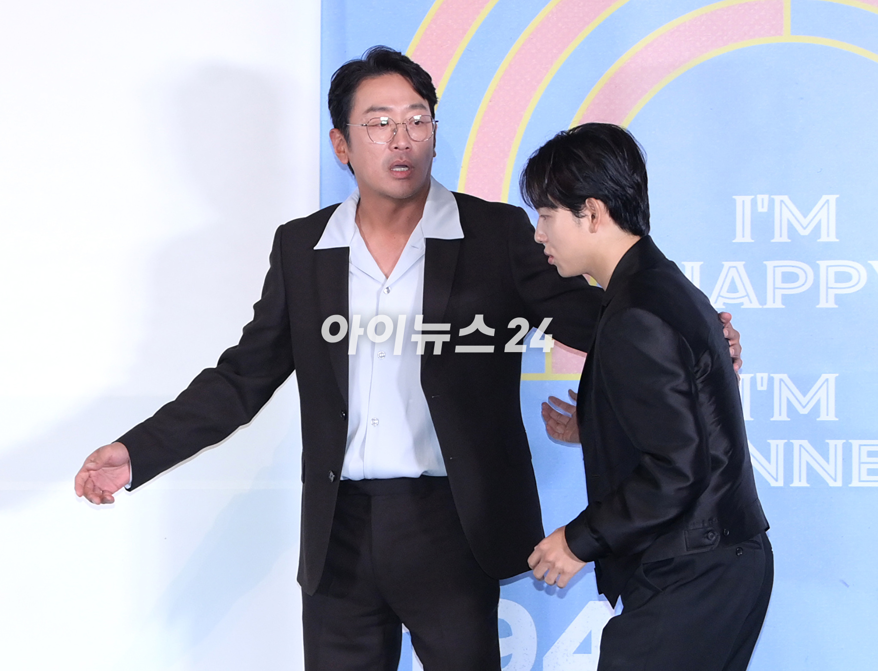 배우 하정우가 11일 오후 서울 광진구 자양동 롯데시네마 건대입구에서 열린 영화 '1947 보스톤'(감독 강제규) 언론시사회에 참석하고 있다. [사진=정소희 기자]