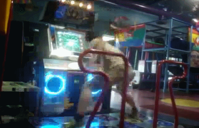 기린이 갓 태어났을 때