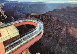그랜드 캐년 스카이워크 (Skywalk)사진 (출처:아리조나 코리아 포스트/W위키백과)