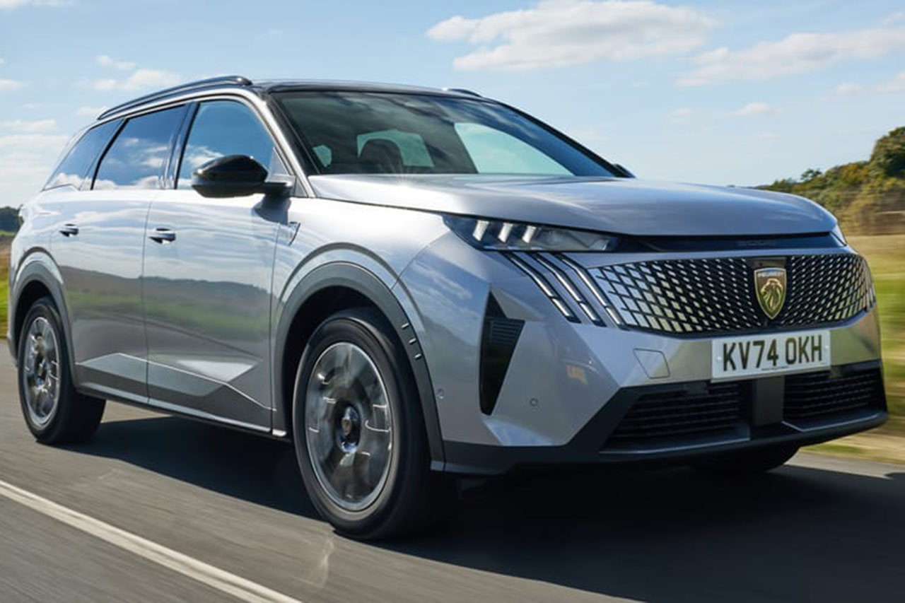 푸조 5008 스마트 하이브리드