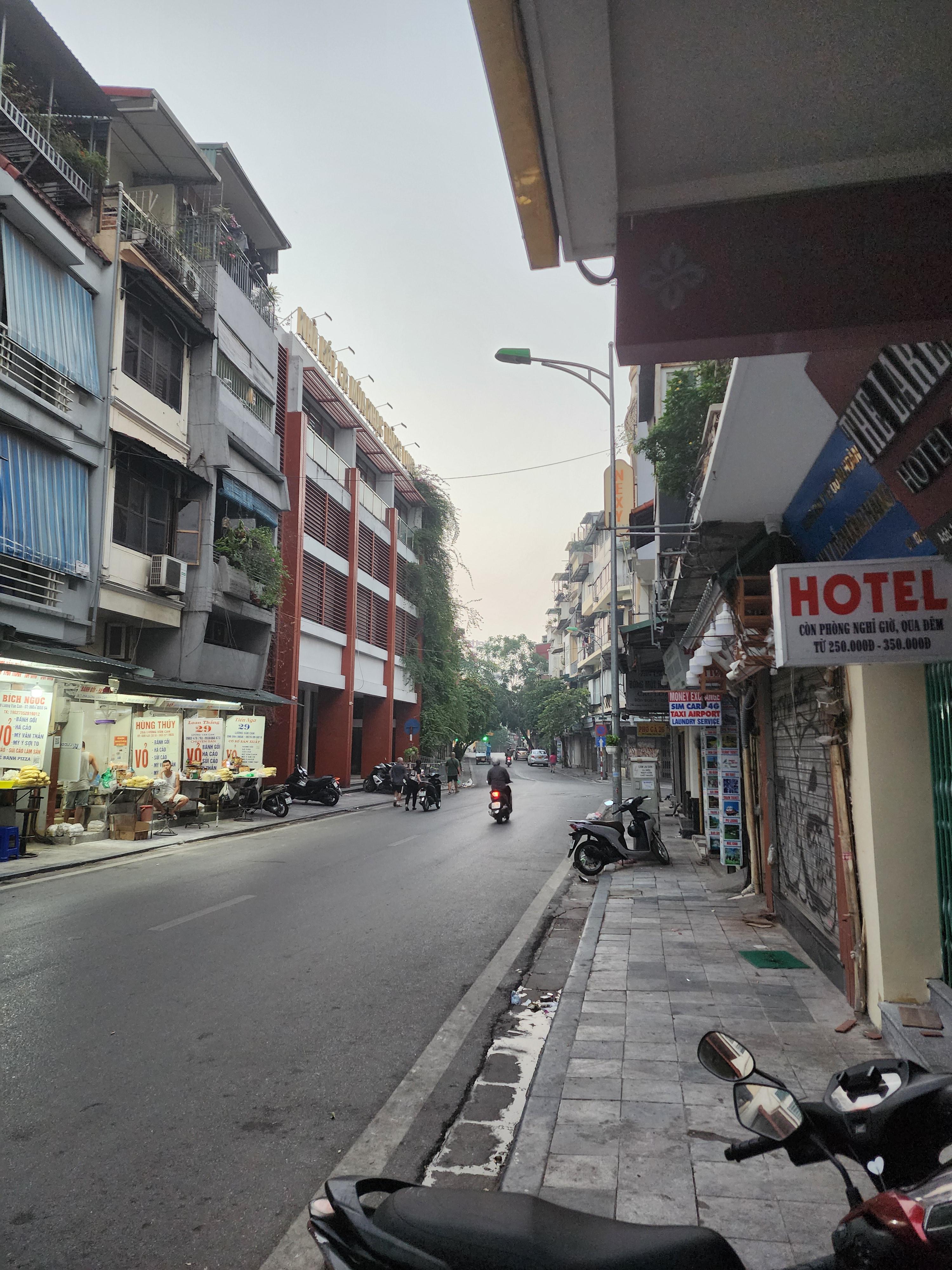 플로라 센터 호텔 앤 스파