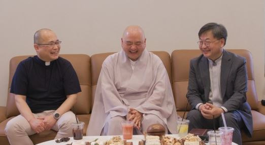 하성용 신부님 프로필