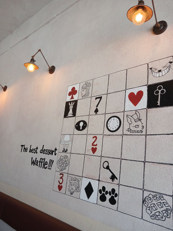 미스틱래빗 매장 벽면 데코