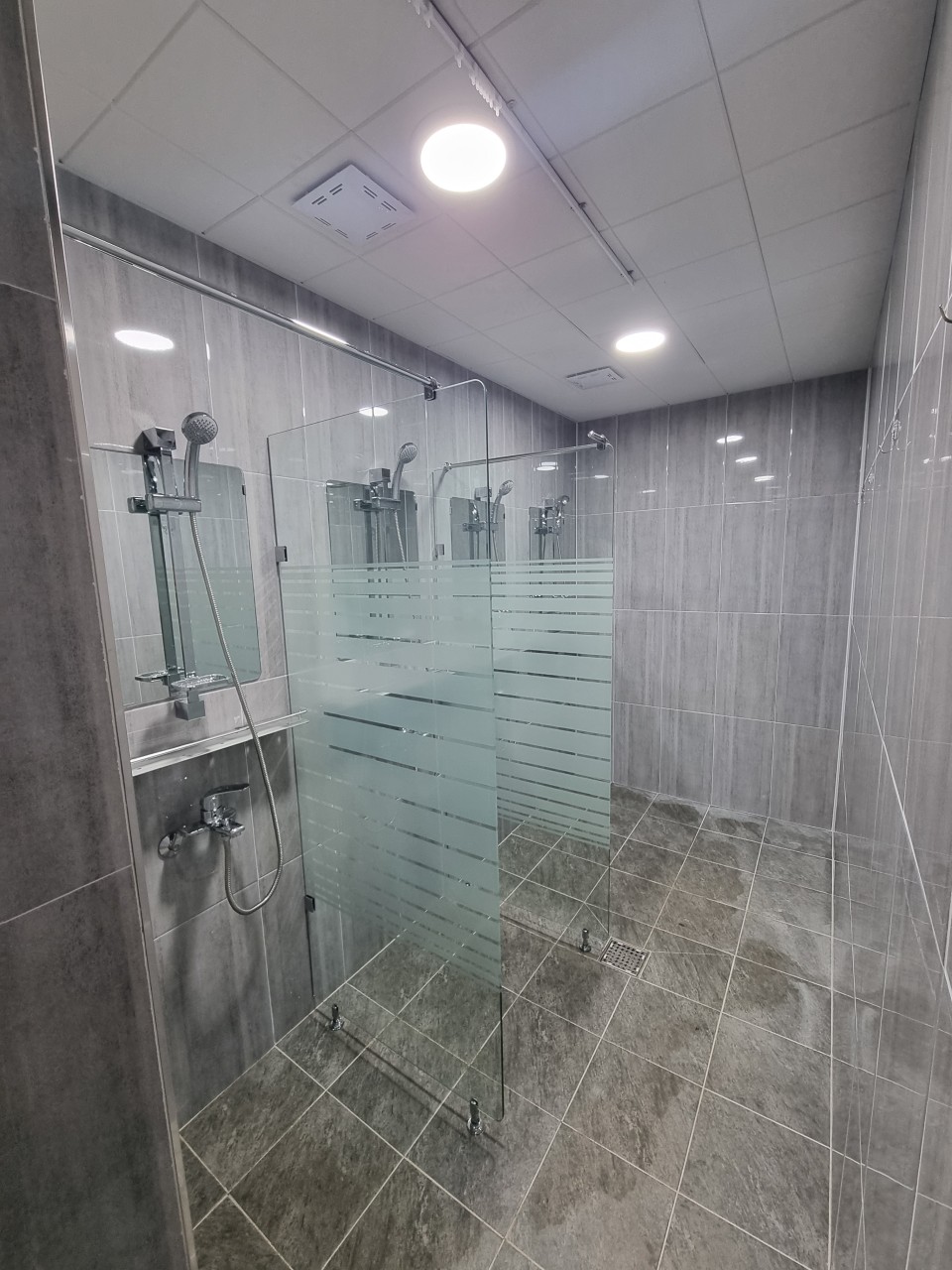 샤워실1